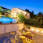 Apartmani Hrvatin