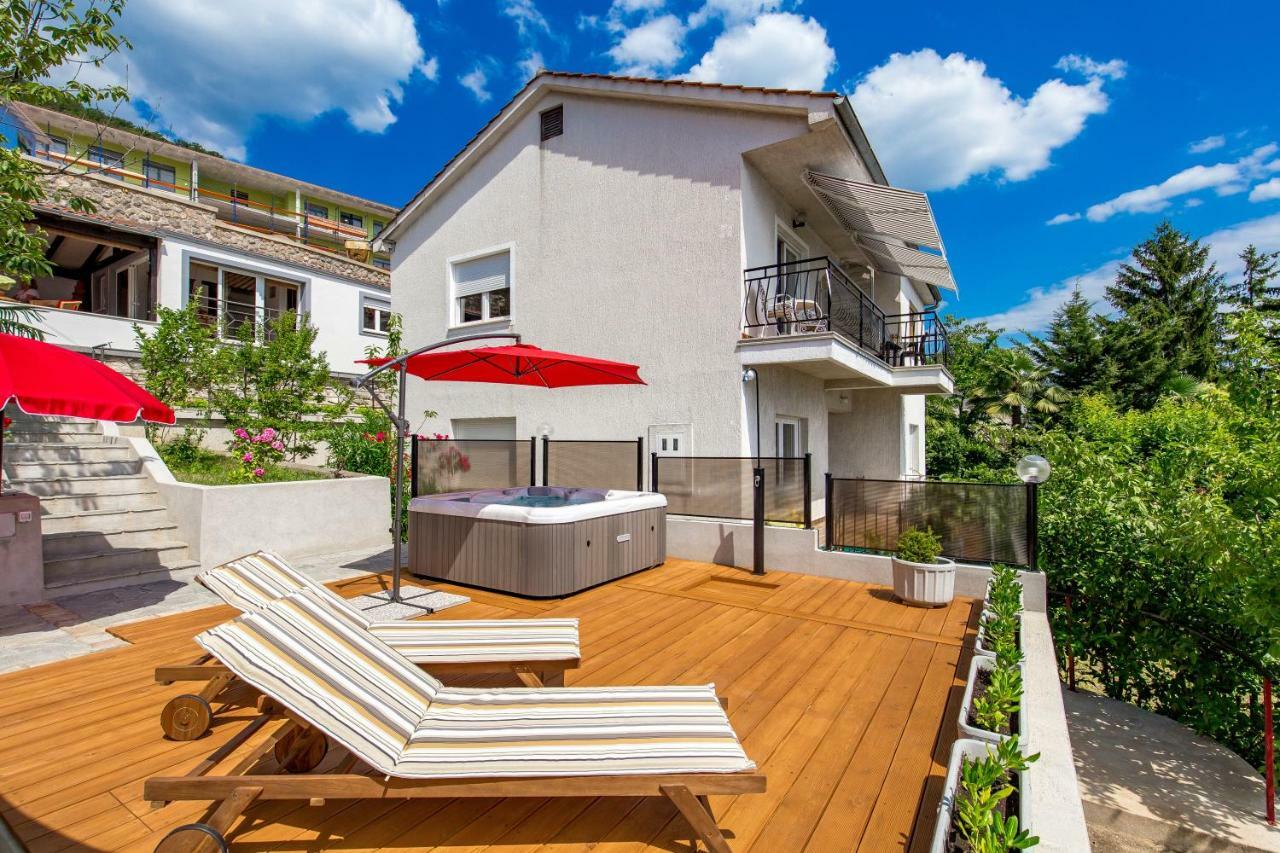 Hrvatin Apartment *